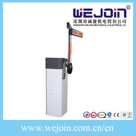 Barrière automatique AC220V/110V de boom de porte de péage de système de stationnement de voiture pour le péage de route